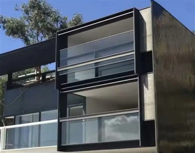 How to clean the tracks of a lifting window?